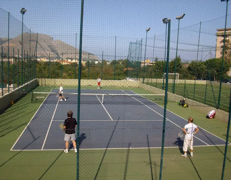 Filet de clôture terrains de tennis vert