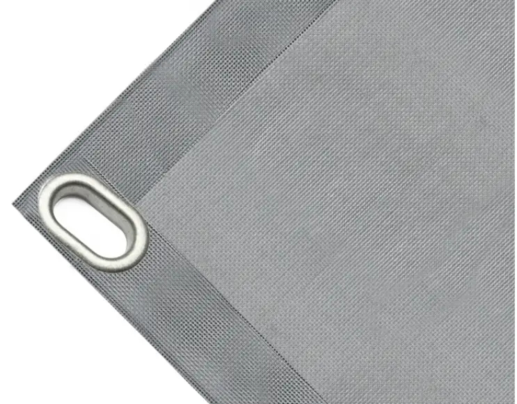 Bâche couverture de benne en PVC haute ténacité, poids 280g/m². Bâche microperforée, non imperméable, grise. Œillets ovales 40x20 mm