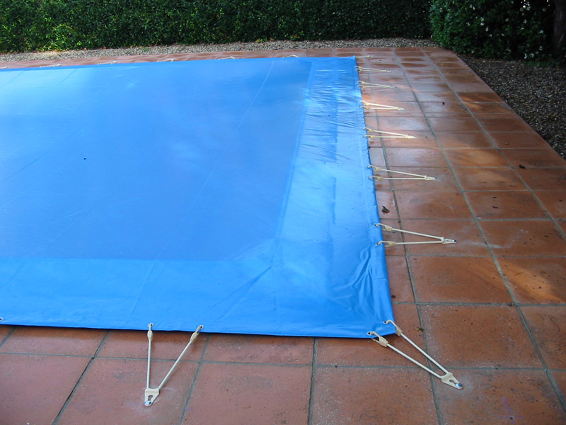Bâche isotherme 400µ pour piscines ovales en polyéthylène - bleu