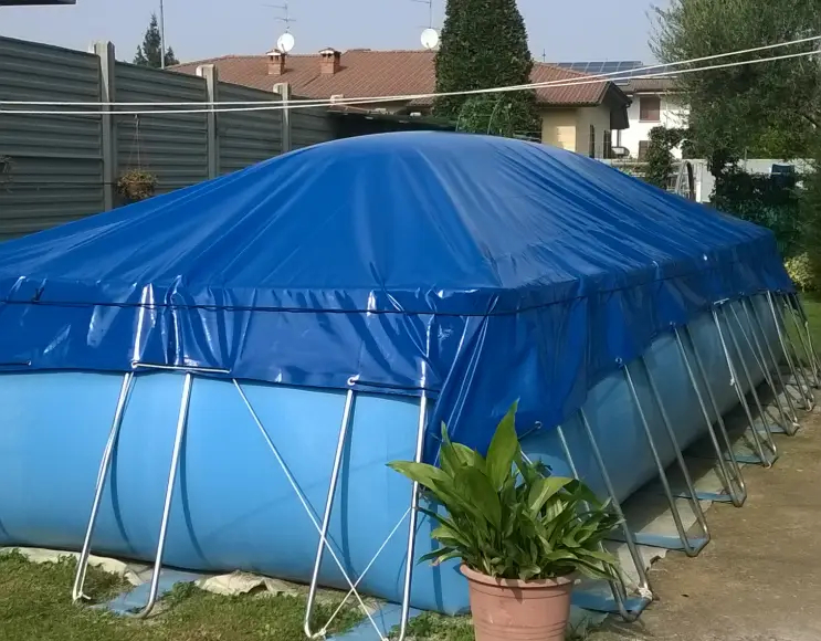 Bâche de couverture piscine hors sol en pvc avec œillets 650 gr avec œillets