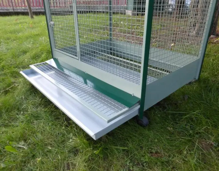 Cage pour perroquets 105x75x180 h.