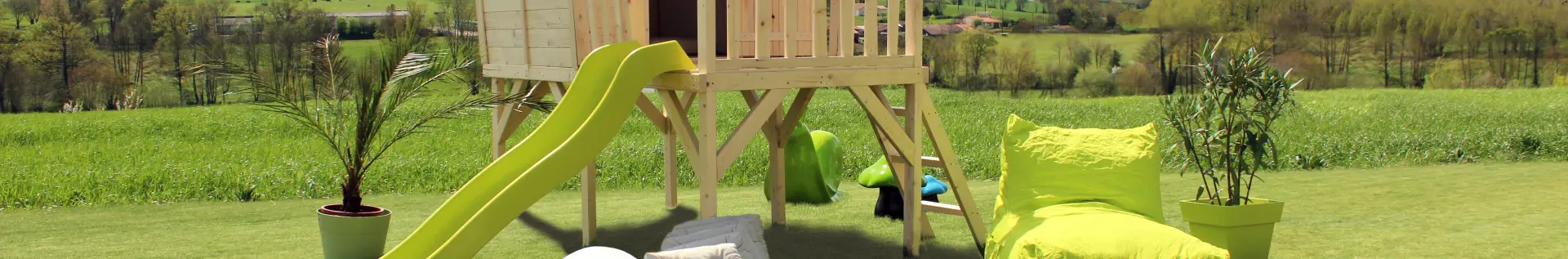 Maison sur pilotis en bois avec toboggan modèle Bu... - Cod. SOCL1388