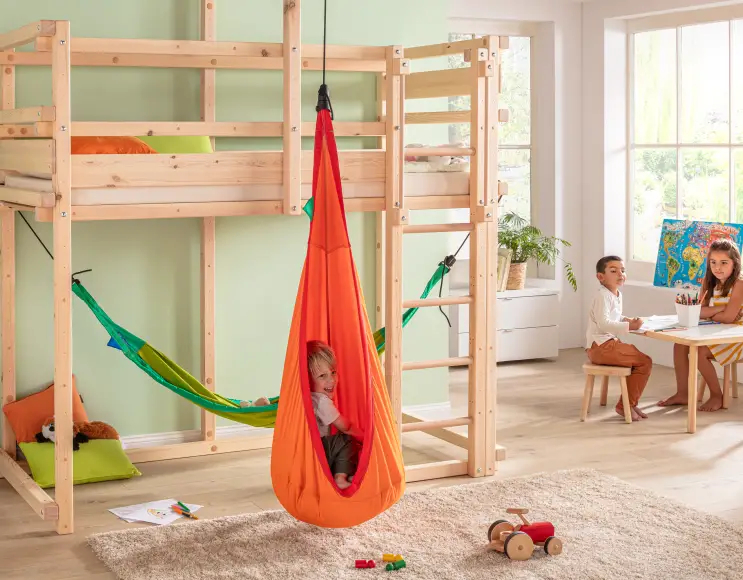 CHAISE SUSPENDUE MODÈLE RENARD en forme de GOUTTE