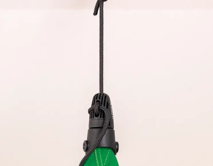 CHAISE SUSPENDUE MODÈLE GRENOUILLE en forme de GOUTTE