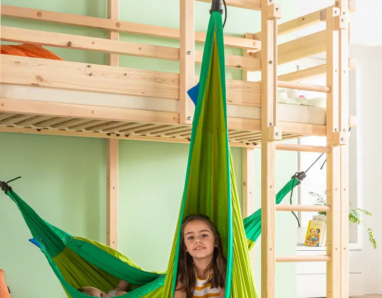CHAISE SUSPENDUE MODÈLE GRENOUILLE en forme de GOUTTE
