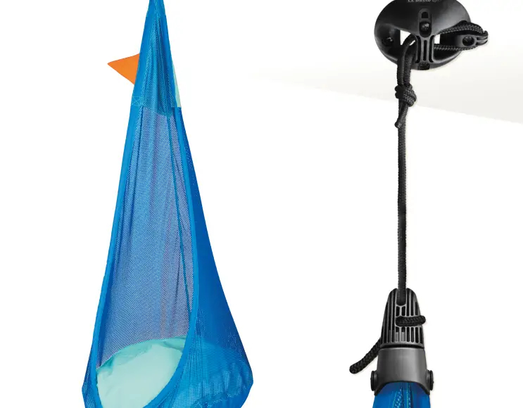 CHAISE SUSPENDUE MODÈLE MOBY en forme de GOUTTE